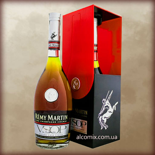 Remy Martin VSOP with Ice Box 0,7L (Реми Мартин ВСОП с боксом для льда 0,7л)
