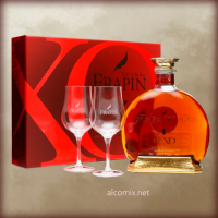 Frapin VIP XO + 2 Glasses Gift Pack 0.7L (Фрапен Вип ХО + 2 стакана 0.7л)
