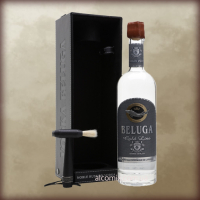 Beluga Gold Line In Leather Box 0.7L (Белуга Голд Лайн 0.7л)